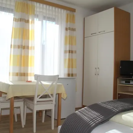 Seehof 3* 克鲁彭多夫